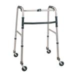 DEAMBULATORE PIEGHEVOLE IN ALLUMINIO CON 4 RUOTE PIROETTANTI - ALTEZZA REGOLABILE 82,5-100 cm - PORTATA MAX 130 kg - MANOPOLE IMBOTTITE - CON PULSANTE - IN ALLUMINIO