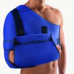 OMOSTABILl® P - TAGLIA 1 (Circonf. Vita 75-95CM) - BLU - Bendaggio per spalla e braccio in materiale elastico stratificato vellutato e traforato 
