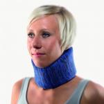 COLLARE ECO MORBIDO - H 11 cm - TG 3 - BLU - Supporto cervicale anatomico - Apertura all’altezza della laringe - Gommapiuma morbida a poro aperto - Chiusura a velcro, regolabile