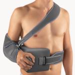 BORT OMOARS  - TAGLIA 2  (altezza corpo > 165cm) - Cuscino per il posizionamento del braccio per l’immobilizzazione e la riduzione di carico dell’articolazione della spalla con rotazione verso l’esterno di 15° o 30° e in abduzione a 15°