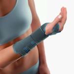 BORT STECCA PER AVAMBRACCIO E POLSO - TAGLIA S (giro polso 15-17 cm) - DESTRA - CON FASCIA GRIGIA - Classica polsiera mano-polso per il sostegno dell’articolazione del polso