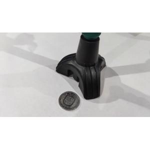 BASTONE REGOLABILE IN ALLUMINIO (Rosso) CON PUNTALE BASE LARGA - MANICO A "T" - ALTEZZA REGOLABILE 74-97 cm - PORTATA MAX 110 kg