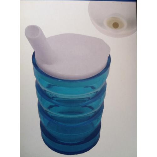 BICCHIERE SURE-GRIP + COPERCHIO ANTI FUORIUSCITA CON BECCUCCIO DA 6.5 mm di diametro PER LIQUIDI NON DENSI