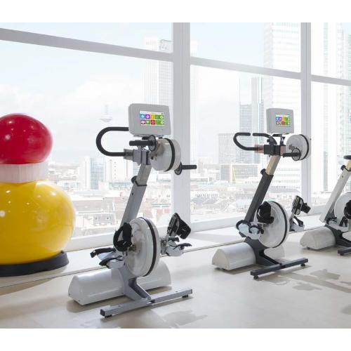 MOTOLife EVO - Cicloergometro touch screen con biofeedback per valutazione diagnostica e riabilitazione degli arti inferiori e superiori.