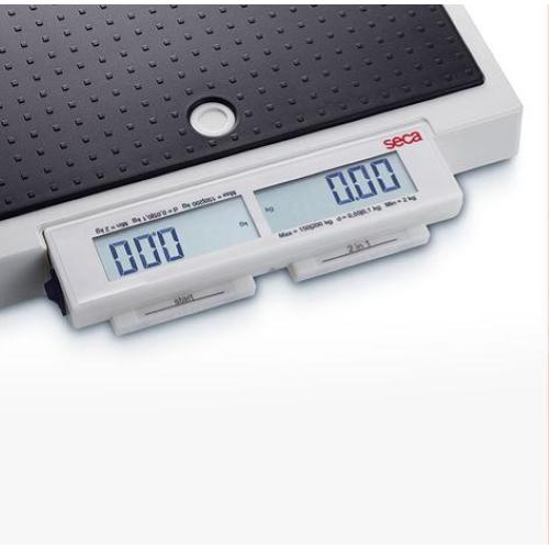 SECA - Bilancia pesa persone digitale da terra - portata 200 kg, divisione 100 g < 150 kg > 200 g -  per uso medico