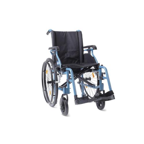 CARROZZINA DYNE - SEDUTA 50 cm - PESO 16 kg - IN ALLUMINIO A DOPPIA CROCIERA - LEGGERA E PIEGHEVOLE - RUOTE POSTERIORI CON SGANCIO RAPIDO REGOLABILI IN ALTEZZA - RUOTINE DI SICUREZZA - POGGIAPIEDI REGOLABILE