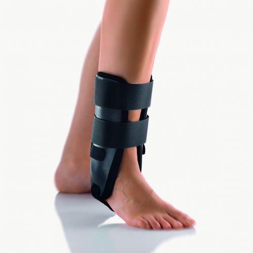 MalleoStabil® Ortesi Soft - TAGLIA 1 - (Altezza persona <155cm) - Ortesi imbottitura in gomma piuma per la stabilizzazione dell’articolazione della caviglia con limitazione di pronazione e supinazione