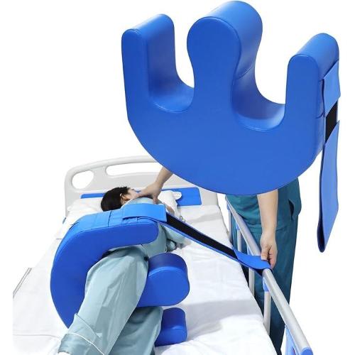 CUSCINO GIRA PAZIENTE OSPEDALIERO (L: 47 x P:40 x H: 13 cm) Rivestimento asportabile IN ECOPELLE SANIFICABILE - Due maniglie laterali e cinghia di fissaggio - Facilita le manovre di rotazione del paziente