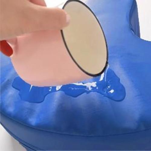 CUSCINO GIRA PAZIENTE OSPEDALIERO (L: 47 x P:40 x H: 13 cm) Rivestimento asportabile IN ECOPELLE SANIFICABILE - Due maniglie laterali e cinghia di fissaggio - Facilita le manovre di rotazione del paziente