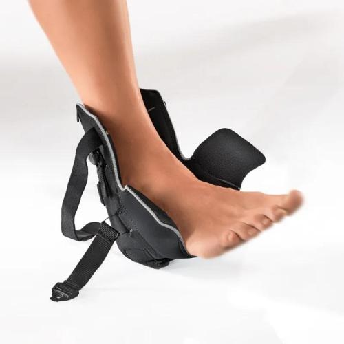 BORT MalleoXpress Active - TAGLIA M (CIRC. 21 -23 CM) PIEDE SX - NERO - Bendaggio morbido per mobilizzare e stabilizzare l'articolazione tibio-tarsale - Completamente apribile - Chiusura Boa  